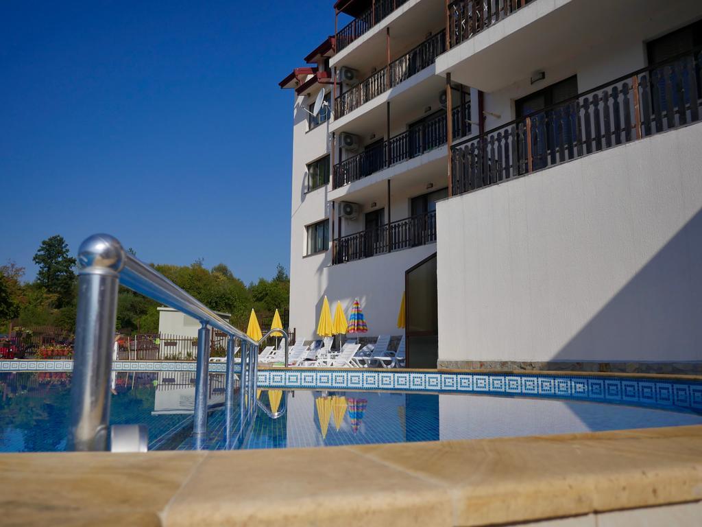 Tryavna Lake Hotel & Spa Exterior foto