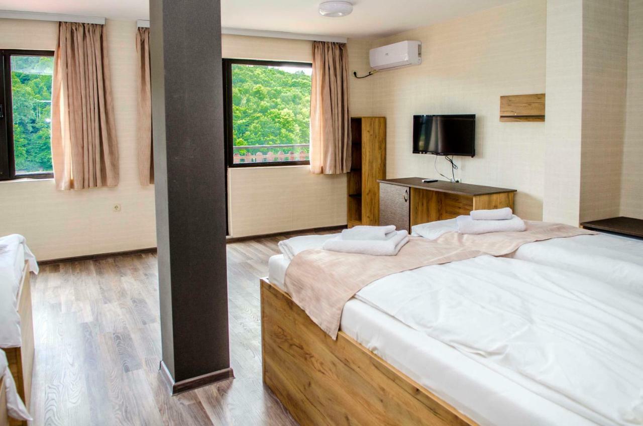 Tryavna Lake Hotel & Spa Exterior foto